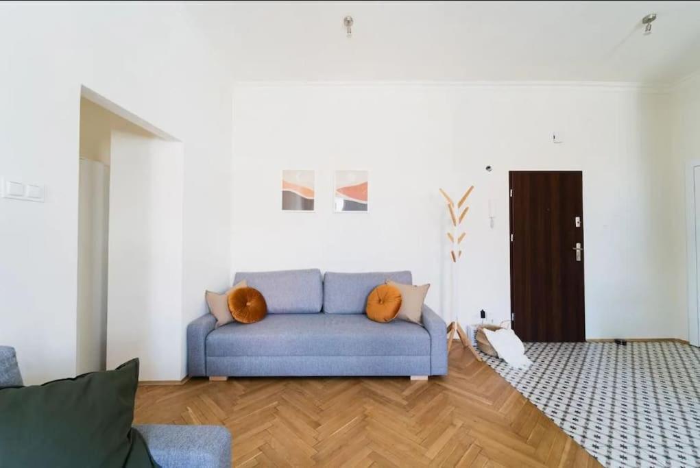 Duze Mieszkanie W Samym Rynku Vratislav Exteriér fotografie